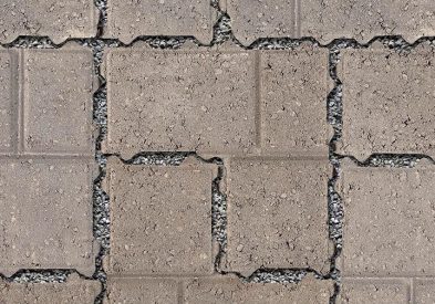 High-performance, robust Optiloc paver in a permeable variant.